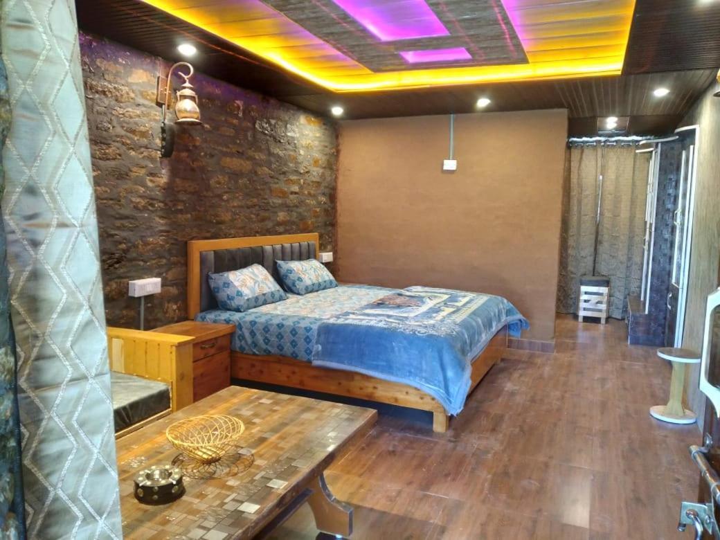 Nature Villaas Basa Homestay Pauri Exterior photo