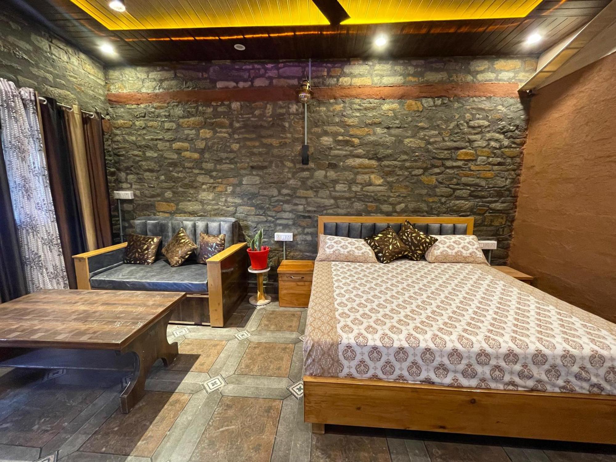 Nature Villaas Basa Homestay Pauri Exterior photo